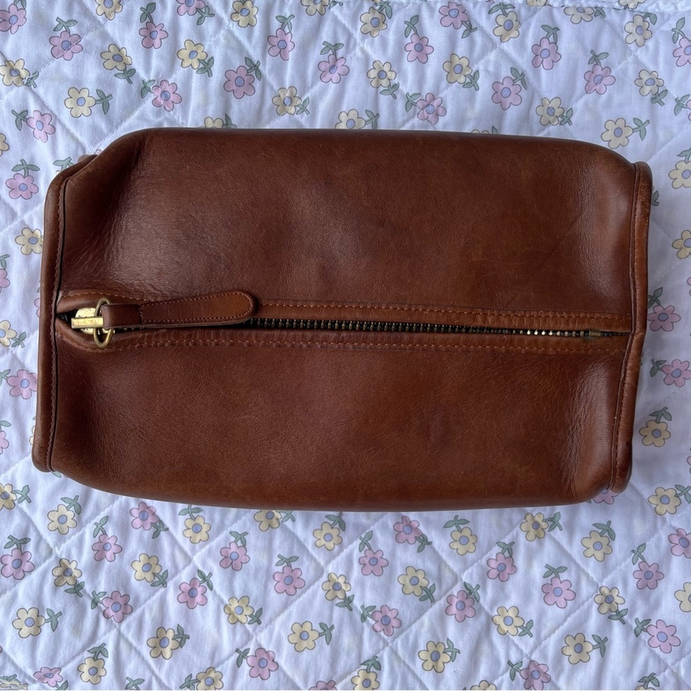 Vintage Coach Large Wetpack